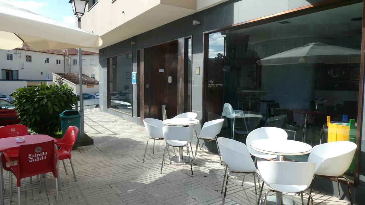 Albergue Cafeteria Rio Sar Padrón エクステリア 写真
