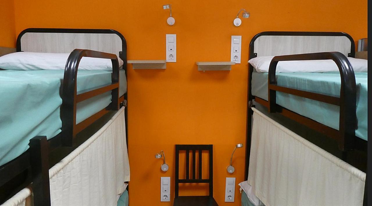 Albergue Cafeteria Rio Sar Padrón エクステリア 写真